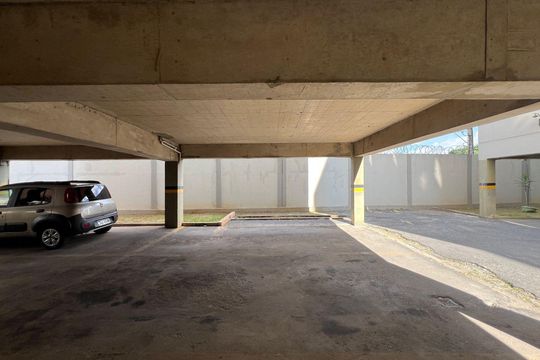 Garagem de apartamento para alugar com 3 quartos, 136m² em Liberdade, Belo Horizonte