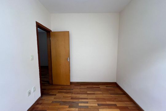 Quarto 1 de apartamento para alugar com 3 quartos, 136m² em Liberdade, Belo Horizonte