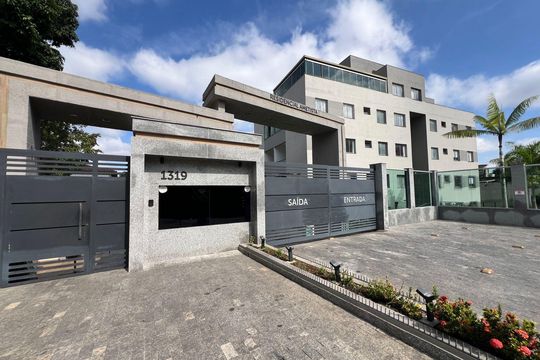 Apartamento para alugar com 3 quartos, 136m² em Liberdade, Belo Horizonte
