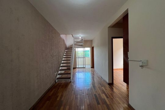 Sala de apartamento para alugar com 3 quartos, 136m² em Liberdade, Belo Horizonte