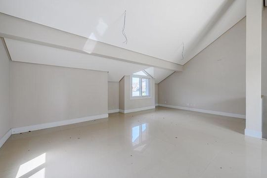 Casa 04 de casa à venda com 3 quartos, 393m² em Tristeza, Porto Alegre