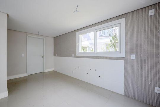 Casa 10 de casa à venda com 3 quartos, 294m² em Tristeza, Porto Alegre