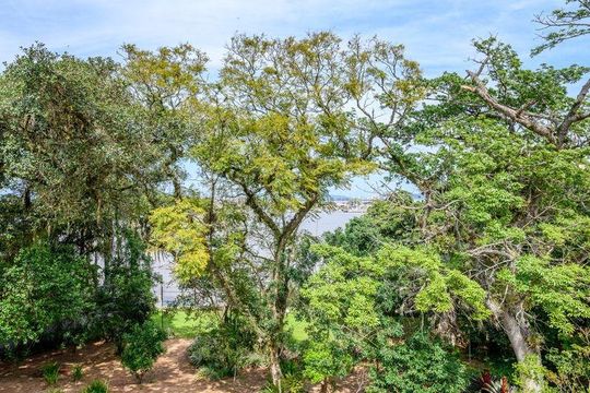 Casa 10 de casa à venda com 3 quartos, 294m² em Tristeza, Porto Alegre
