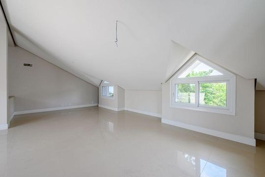 Casa 10 de casa à venda com 3 quartos, 294m² em Tristeza, Porto Alegre