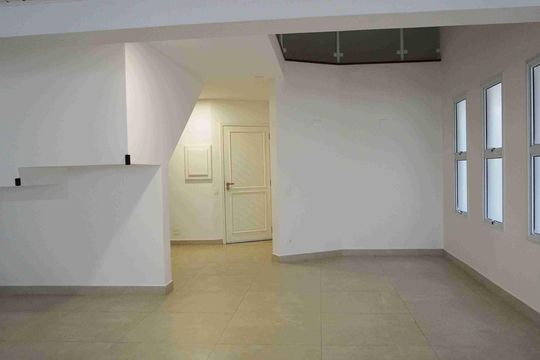 Sala Estar de casa para alugar com 4 quartos, 340m² em Alphaville, Santana de Parnaíba
