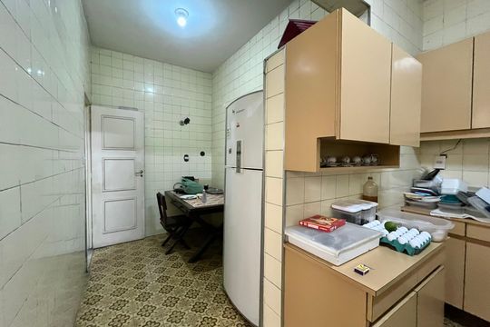 Cozinha de apartamento à venda com 4 quartos, 180m² em Copacabana, Rio de Janeiro