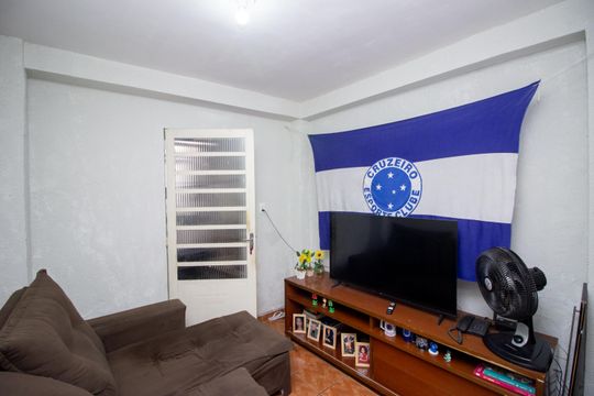 Sala de casa à venda com 3 quartos, 95m² em Tres Barras, Contagem