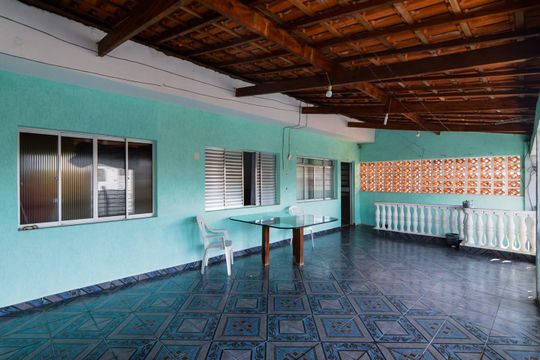 Varanda de casa para alugar com 2 quartos, 208m² em Jardim Bebedouro, Guarulhos