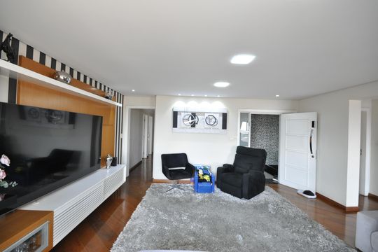 Sala de apartamento à venda com 4 quartos, 230m² em Vila Maria Alta, São Paulo