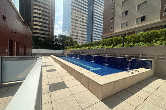 Área comum - Piscina de apartamento à venda com 1 quarto, 55m² em Alphaville, Barueri