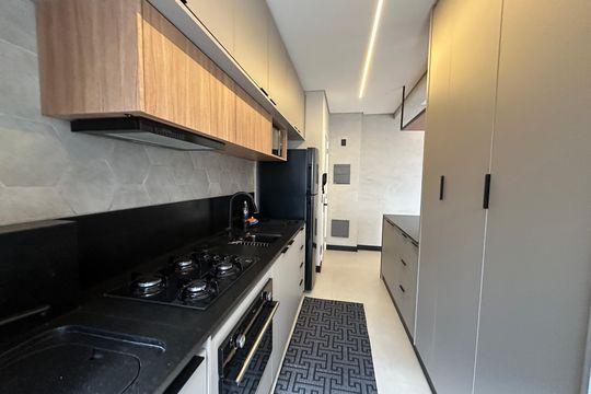 Cozinha de apartamento à venda com 1 quarto, 55m² em Alphaville, Barueri