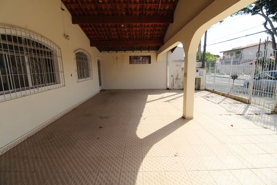 Garagem de casa para alugar com 3 quartos, 113m² em Jardim Satélite, São José dos Campos