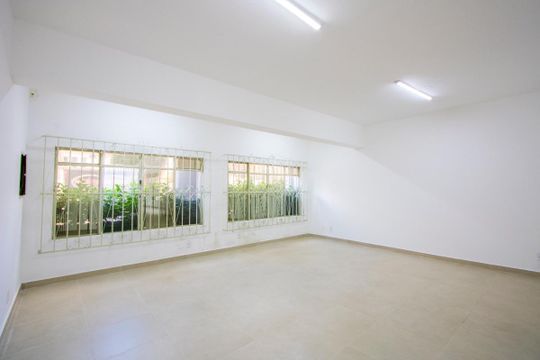 Casa para alugar com 3 quartos, 360m² em Campestre, Santo André