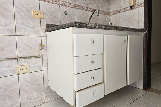 Cozinha e Área de Serviço de apartamento para alugar com 2 quartos, 60m² em Centro, Guarulhos