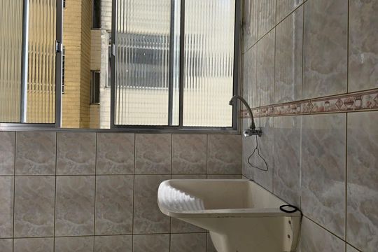 Cozinha e Área de Serviço de apartamento para alugar com 2 quartos, 60m² em Centro, Guarulhos