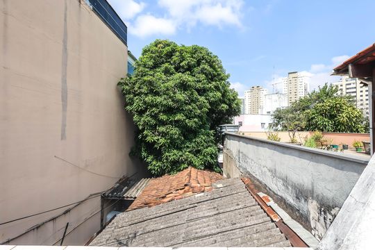 Quintal de casa à venda com 2 quartos, 75m² em Vila São José, São Paulo