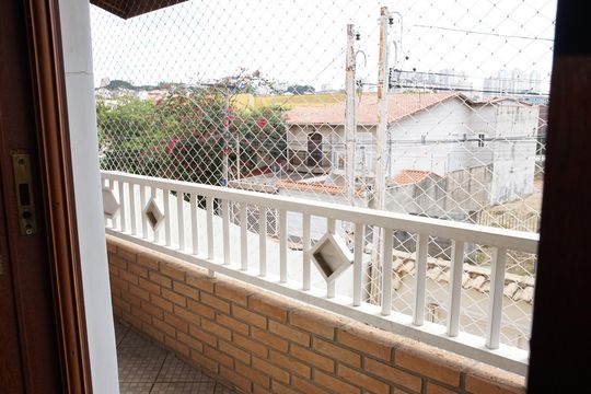 Varanda do quarto de casa à venda com 3 quartos, 350m² em Parque Renato Maia, Guarulhos