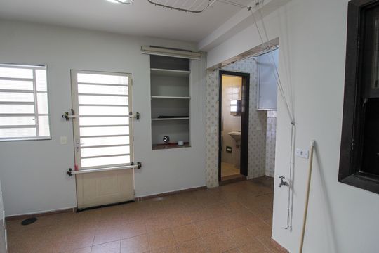 Área de Serviço de casa para alugar com 3 quartos, 230m² em Butantã, São Paulo