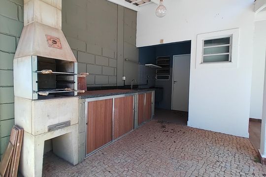 Casa de Condomínio para alugar com 4 quartos, 135m² em Gávea, Uberlândia