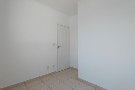 Casa de Condomínio para alugar com 4 quartos, 135m² em Gávea, Uberlândia