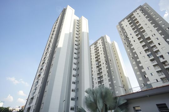 Fachada de apartamento à venda com 3 quartos, 76m² em Vila Carlos de Campos, São Paulo