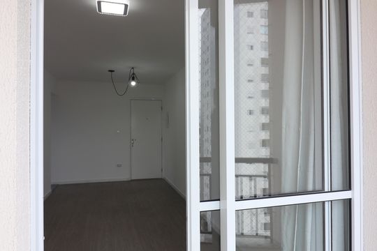 Sacada da Sala  de apartamento à venda com 2 quartos, 51m² em Baeta Neves, São Bernardo do Campo