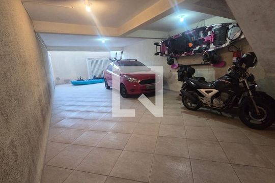 Garagem de apartamento para alugar com 2 quartos, 30m² em Quinta da Paineira, São Paulo