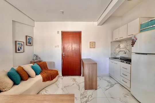 Studio  de kitnet/studio à venda com 1 quarto, 32m² em Centro Histórico, Porto Alegre