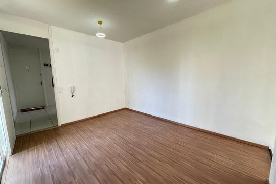 Sala de apartamento para alugar com 2 quartos, 50m² em Parque Ipe, São Paulo