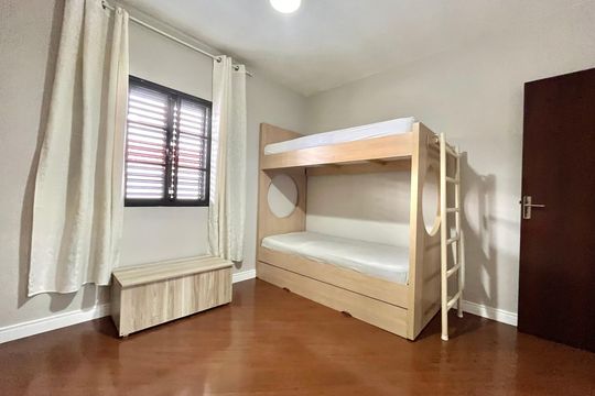 Quarto 3 de casa à venda com 3 quartos, 156m² em Vila Campestre, São Paulo