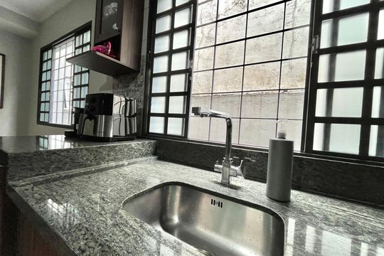 Cozinha de casa à venda com 3 quartos, 156m² em Vila Campestre, São Paulo