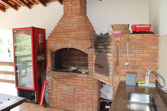 Casa para alugar com 3 quartos, 400m² em Santana, Cotia