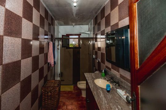 Banheiro social de casa para alugar com 5 quartos, 535m² em Castelo, Belo Horizonte