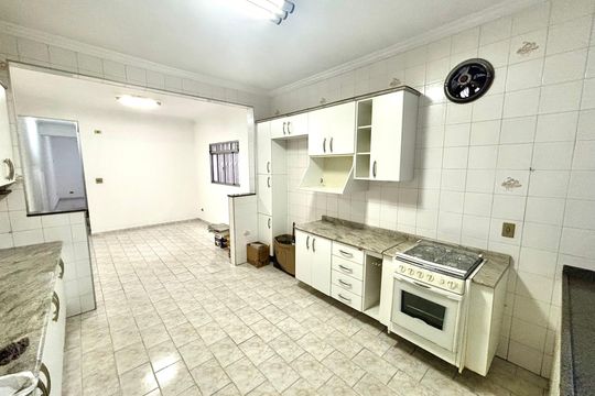 Cozinha de casa à venda com 3 quartos, 240m² em Parque Boturussu, São Paulo