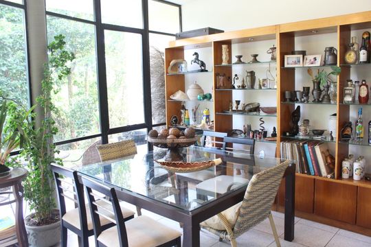 Sala de casa de condomínio para alugar com 4 quartos, 200m² em Chácara das Paineiras, Cotia