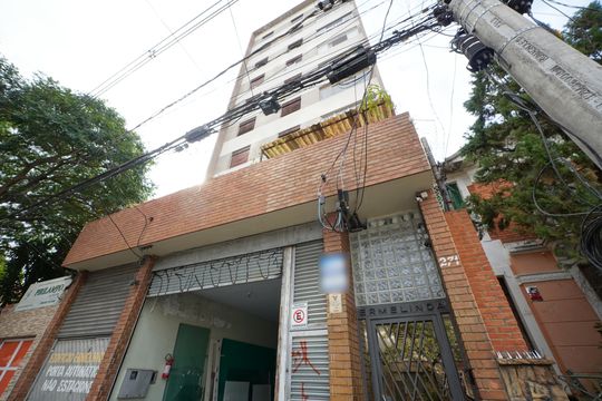 Fachada de apartamento à venda com 3 quartos, 98m² em Cambuci, São Paulo