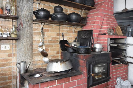 Churrasqueira de casa para alugar com 3 quartos, 120m² em Jardim de Lourdes, Embu das Artes