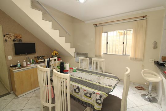 Cozinha de casa à venda com 4 quartos, 240m² em Vila Carioca, São Paulo