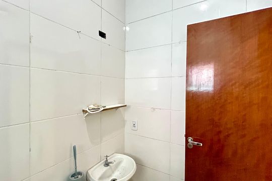 Banheiro de casa para alugar com 1 quarto, 36m² em Parque Continental Ii, Guarulhos