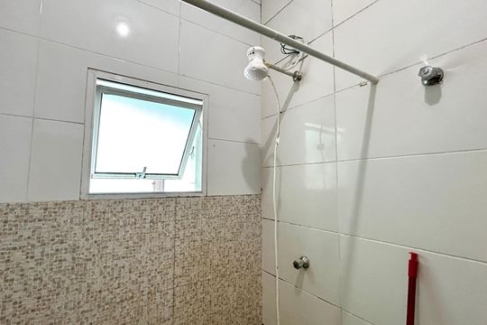 Banheiro de casa para alugar com 1 quarto, 36m² em Parque Continental Ii, Guarulhos