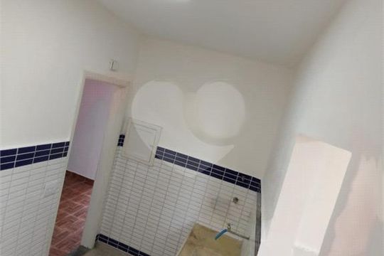 Apartamento à venda com 2 quartos, 59m² em Luz, São Paulo