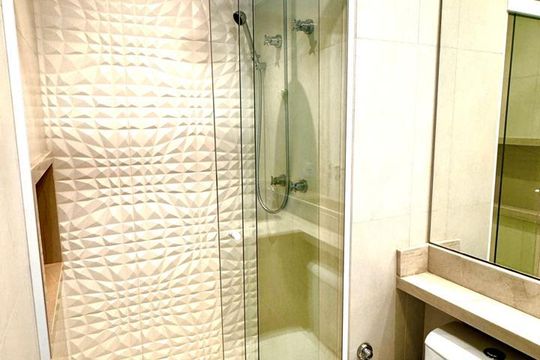 Banheiro de apartamento à venda com 2 quartos, 60m² em Vila Buenos Aires, São Paulo