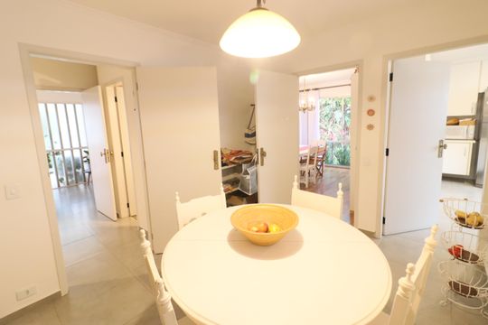 Sala 3 de casa à venda com 5 quartos, 500m² em Continental, Osasco