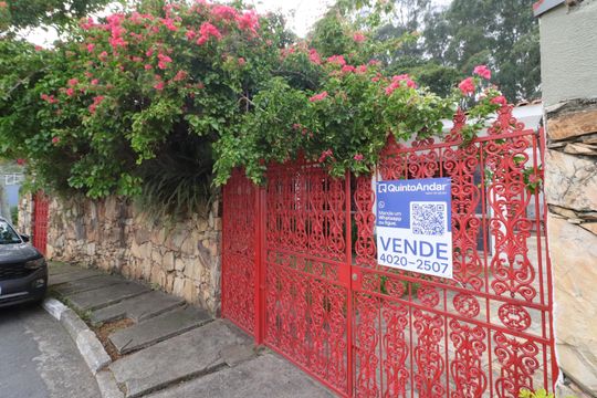 Fachada de casa à venda com 5 quartos, 500m² em Continental, Osasco