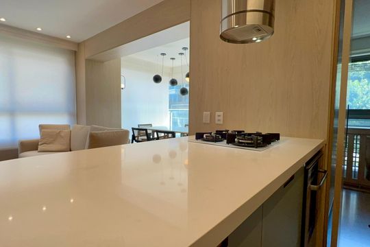 Cozinha de apartamento à venda com 2 quartos, 70m² em Jardins, São Paulo