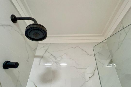 Banheiro da Suíte de apartamento à venda com 2 quartos, 70m² em Jardins, São Paulo