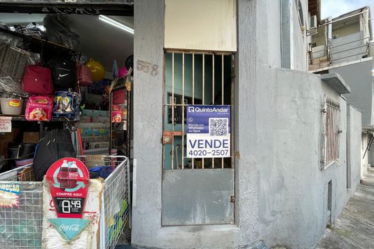 Fachad+Placa  de casa à venda com 2 quartos, 250m² em Cidade Antônio Estêvão de Carvalho, São Paulo