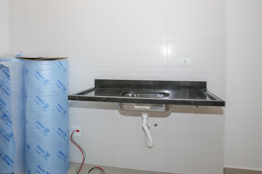 Cozinha de kitnet/studio à venda com 1 quarto, 33m² em Lapa, São Paulo