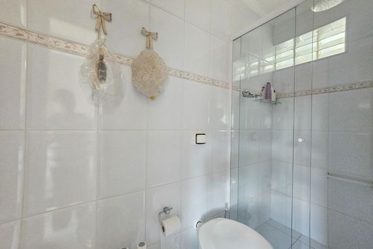 Apartamento para alugar com 3 quartos, 118m² em Parque Enseada, Guarujá