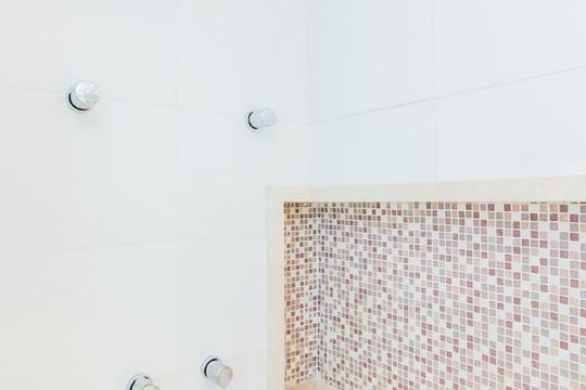 Banheiro da Suíte de apartamento à venda com 3 quartos, 110m² em Vila Galvão, Guarulhos